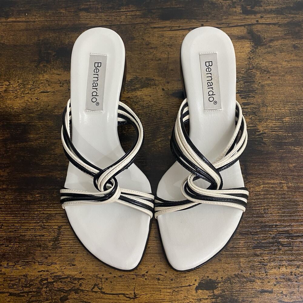 Bernardo Wedge Sandals Womens Sz 7.5M Black White Leather‎ Strappy Open Toe